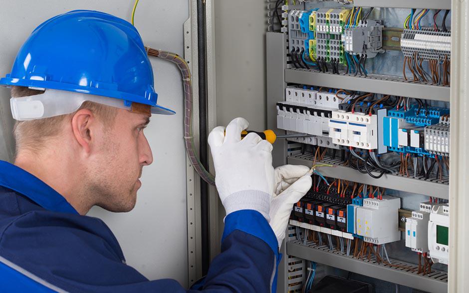 dépannage électricien Pontoise